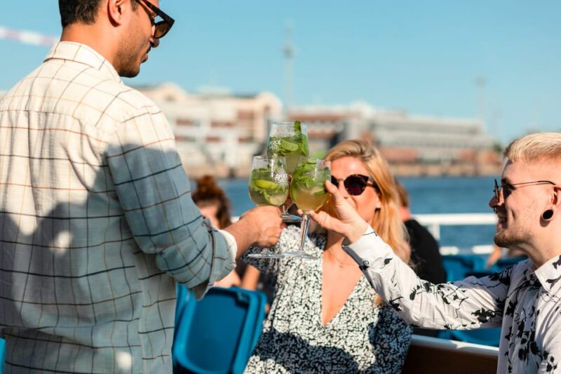 Sightseeing Cruise: Under the Bridges of Helsinki - Good To Know