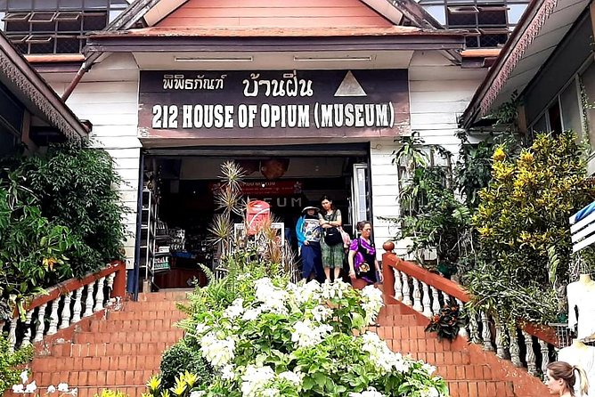 Sightseeing Join Tour Chiang Rai / PICK UP ONLY IN CHIANG RAI - Medical Conditions