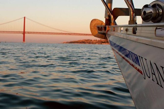 Sightseeing Lisbon Sailing Tour - Small-Group 2-Hour - Knowledgeable Skipper Commentary