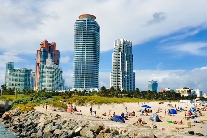 Sightseeing Location Boat Cruise on Biscayne Bay With Miami Stop - Discovering Miami Sights
