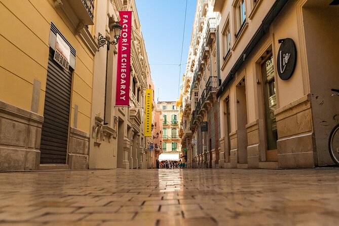Sightseeing Quest Experience in Malaga - Uncovering Malagas History