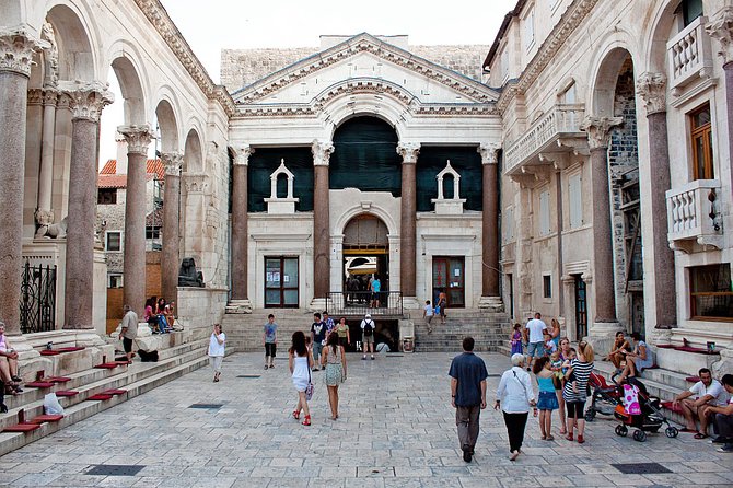 Sightseeing Splits Roman Ruins: A Self-Guided Audio Tour - Navigating the Historic Core