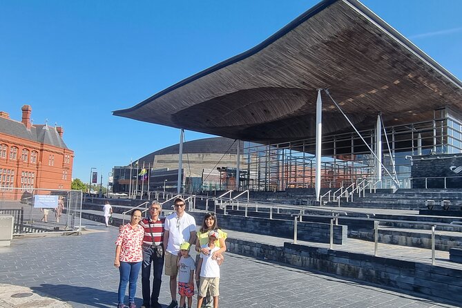 Sightseeing Tour Cardiff Bay and Vale of Glamorgan Full-Day Driver Guided - Discovering Photogenic Castles