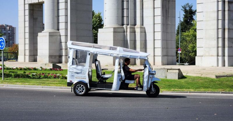 SIGHTSEEING TOUR IN MADRID - Key Points