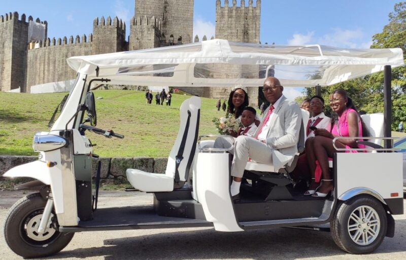 Sightseeing Tours by Electric Tuk-Tuk in Guimarães - Tour Experience and Local Guide