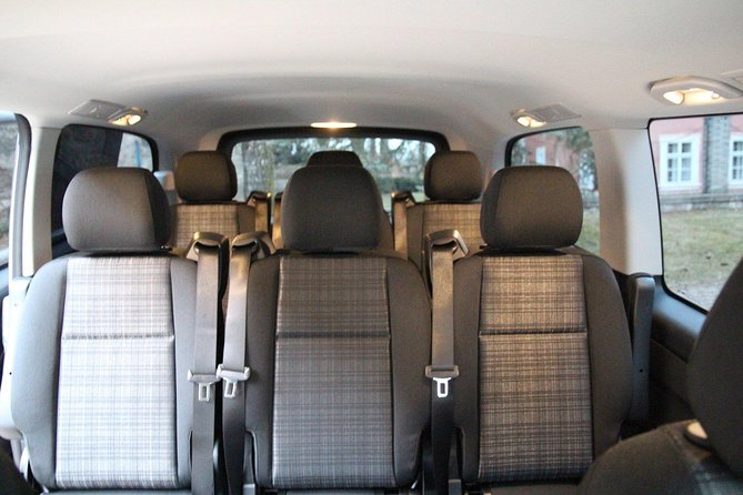 Sightseeing Transfers From Vienna to Salzburg With a 4-Hours Stop in Hallstatt - Pickup and Meeting Details