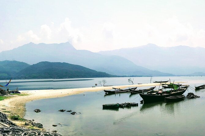 Sightseeing Travel Bus From Hue to Hoi an - 24/7 Call Center Support