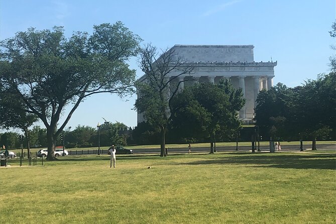 Sightseeing Walking Tour Plus Group Fitness Class - Meeting and End Points