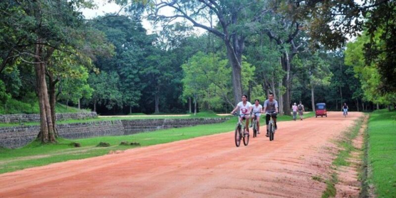 Sigiriya: All Inclusive-Village Cycling Tour! - Inclusions and Exclusions