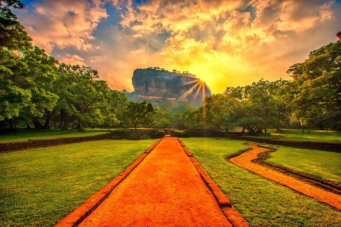 Sigiriya and Dambulla Private Day Tour - Key Points