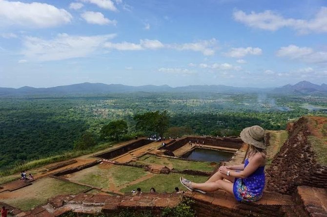 Sigiriya and Dambulla Tour (All Inclusive) - Discovering Dambulla