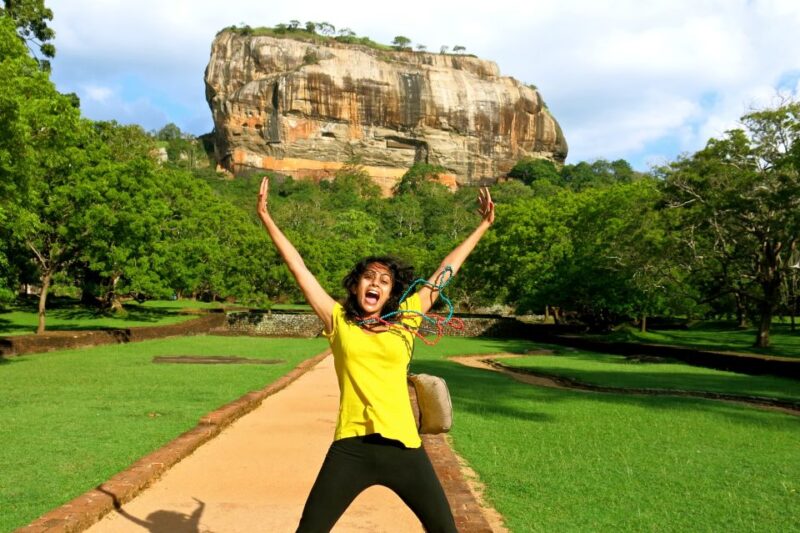 Sigiriya and Pidurangala Rock From Negombo - Tour Inclusions