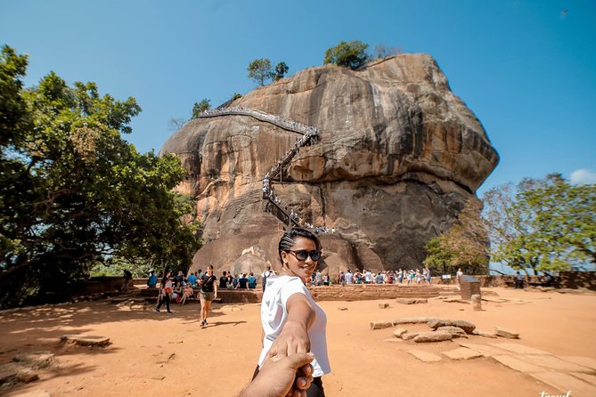Sigiriya & Dambulla Day Excursion From Negombo - Sigiriya: Ancient Rock Fortress