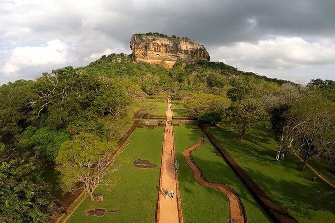 Sigiriya & Dambulla Private Day Trip with Entry Fees & Lunch - Authentic Experiences and Insights from Reviews