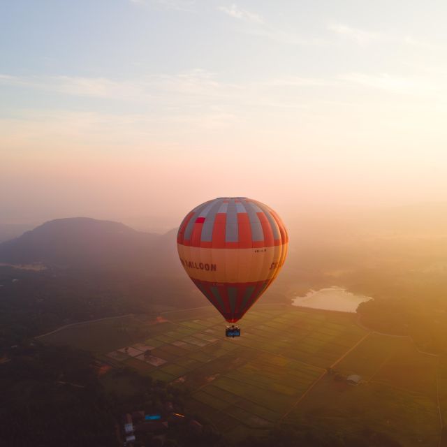 Sigiriya: Hot Air Balloon Ride - Flight Experience
