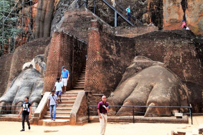 Sigiriya: Rock Fortress Guided Walking Tour - Getting to Sigiriya