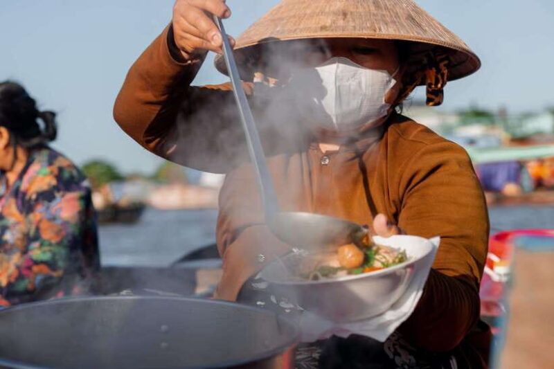 Signature Journey Through Cai Rang Floating Market & Canals - Itinerary Highlights