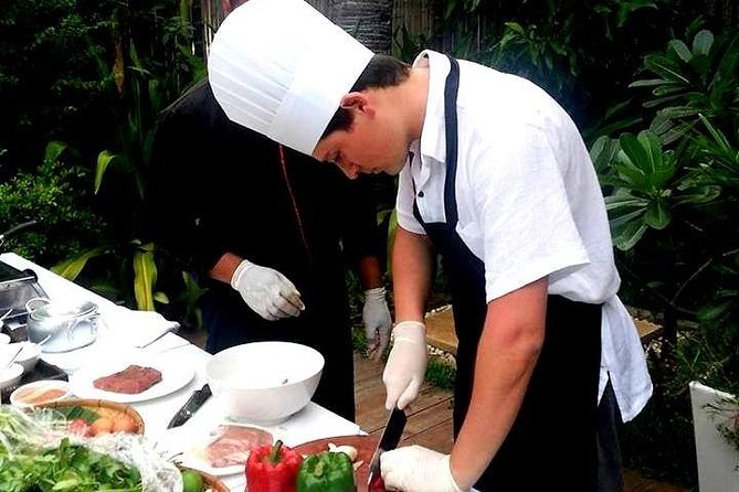 Signature Khmer Menu Cooking Class at Chreav Village Local Farm - Location and Rating