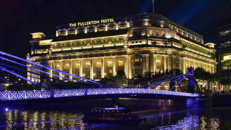 Signature Night Tour: Walk Through Marina with Food Tastings - The Value of the Tour