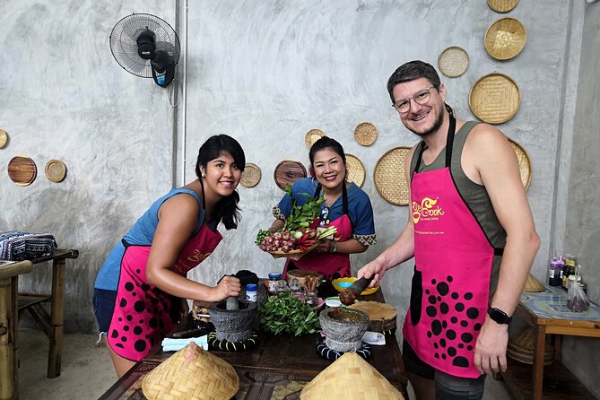 Signature Thai Cooking Course - Reviews and Ratings