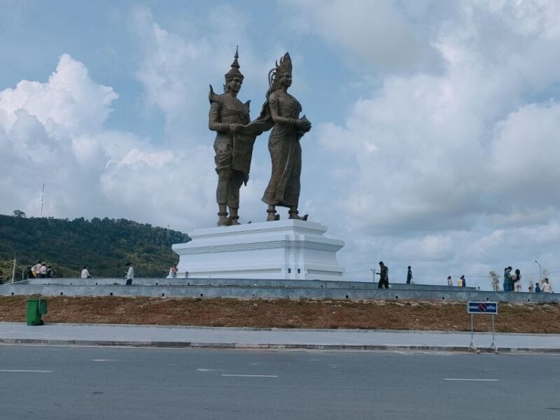 Sihanoukville Full Day City Tour With Transportation - Itinerary Highlights