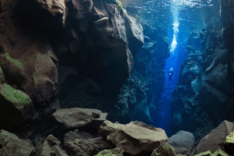 Silfra: Diving Between Tectonic Plates - Customer Feedback and Experience