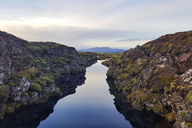 Silfra Drysuit Snorkeling Tour With Free Photos - From Reykjavik - Packing and Clothing Recommendations
