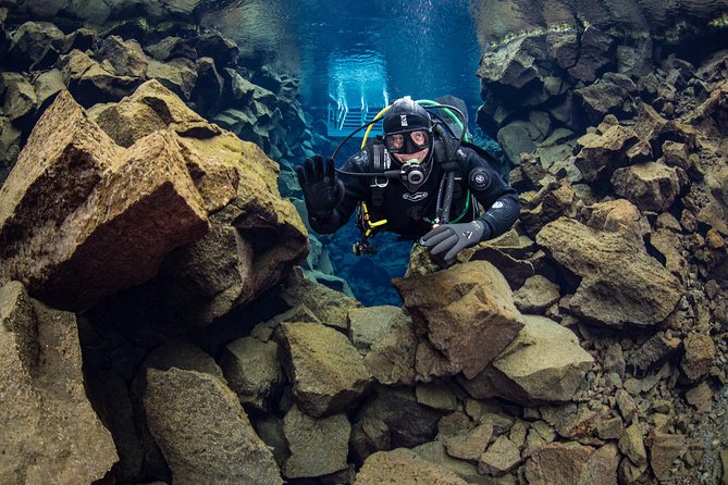 Silfra Fissure Freshwater Scuba Diving Tour From Reykjavik - Requirements for Silfra Fissure Diving