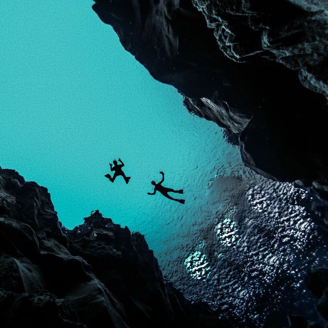 Silfra: Leidarendi Lava Caving & Snorkeling Tour With Photos - Snorkeling in Silfra Fissure