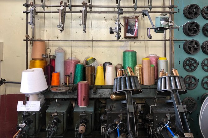 Silk Tour in Lyon - Artisan Visits and Demonstrations