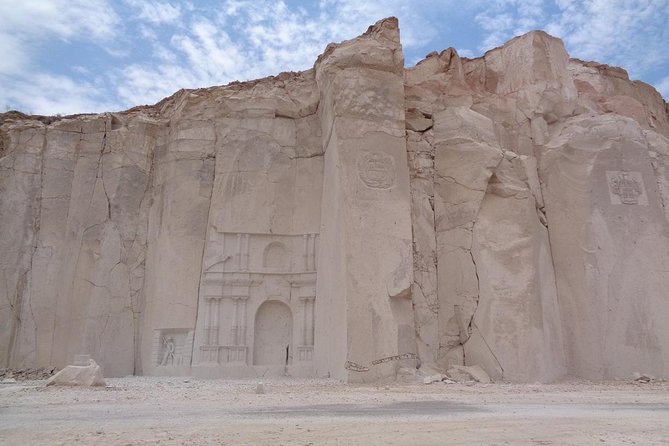 Sillar Route Arequipa Quarries + Culebrillas Ravine - Breathtaking Views Along the Ravine