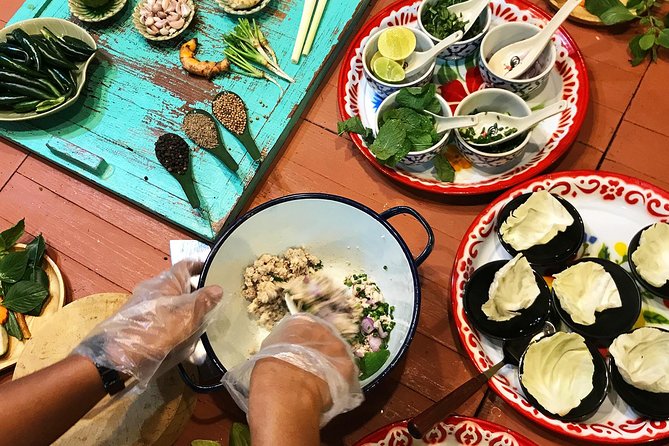 Silom Thai Cooking School With Market Tour - Key Points