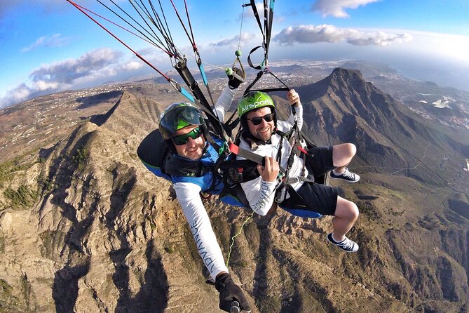 SILVER 1000M Paragliding Tandem Flight Above South Tenerife - Good To Know