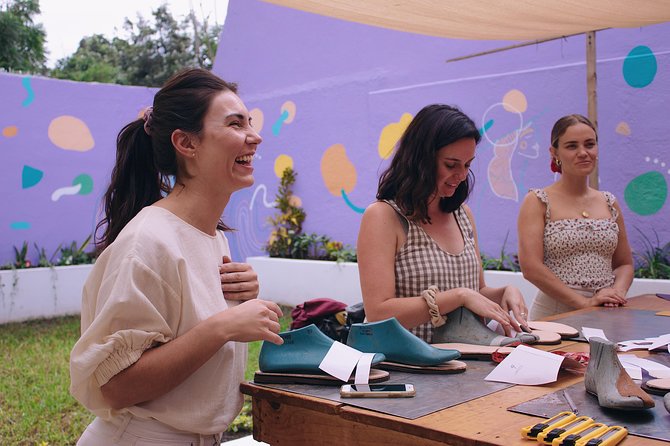 Simple Sandal-Making Class Led by Skilled Artisans - Key Points