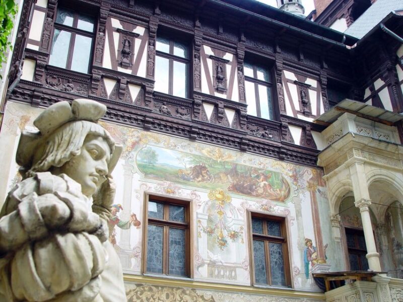 Sinaia: Peleș Castle Tour With an Expert Guide - Preparing for Your Visit