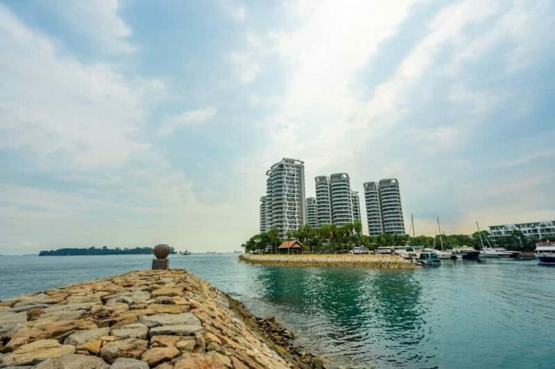 Singapore: 2-Hour Guided Bus Tour in Sentosa Island - Who Should Consider This Tour?