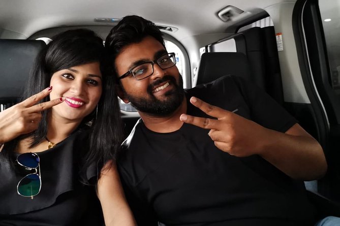 Singapore Changi Airport: Private Arrival Transfer With Meet & Greet Service - Vehicle and Luggage Specifications