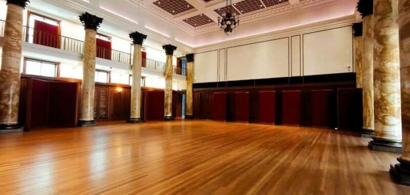 Singapore: Colonial Splendour Walking Tour with Lunch - Frequently Asked Questions