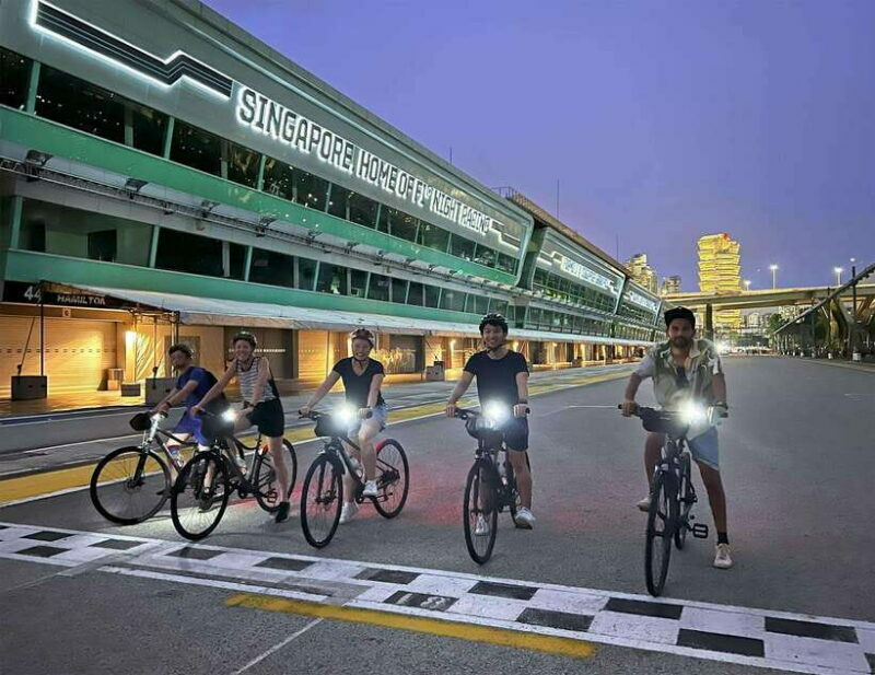 Singapore: Marina Bay Night Tour by Bicycle - Singapore: Marina Bay Night Tour by Bicycle
