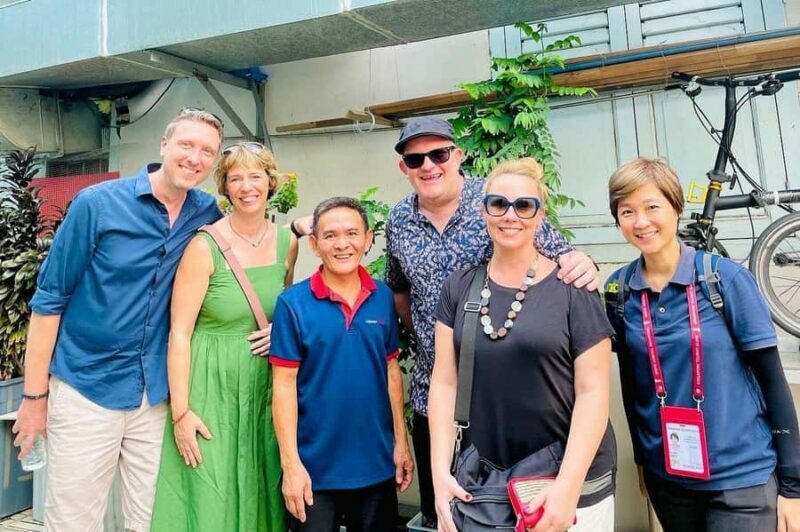 Singapore: Private Food Tour & Heritage Walk w/River Cruise - Key Points