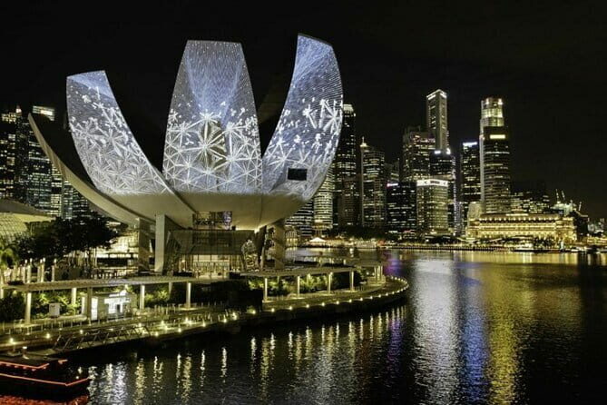 Singapore Private Night Cycling with Dinner - Why Consider This Night Cycling Tour?