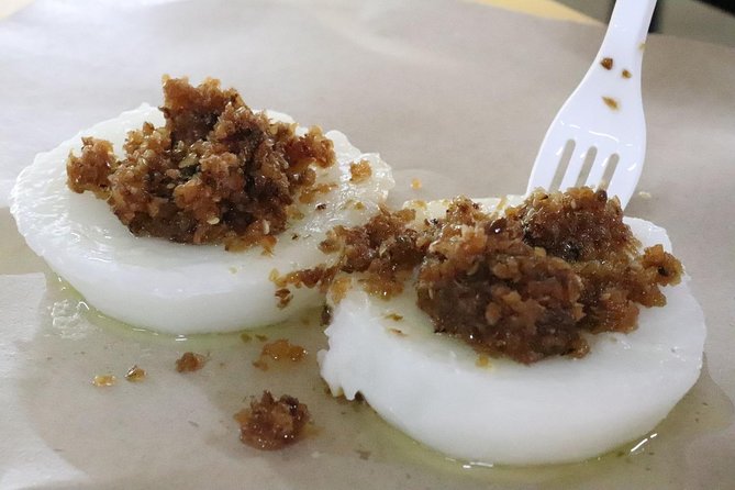 Singapore Private Walking Food Tour With Secret Food Tours - Immerse in Chinatown Culture