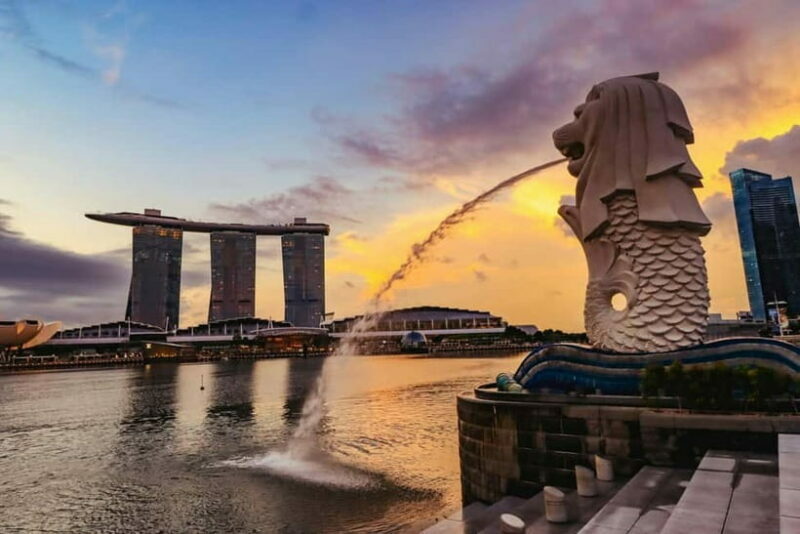 Singapore River Cruise, Night Garden Rhapsody & Spectra Show - Starting with Merlion Park at Golden Hour