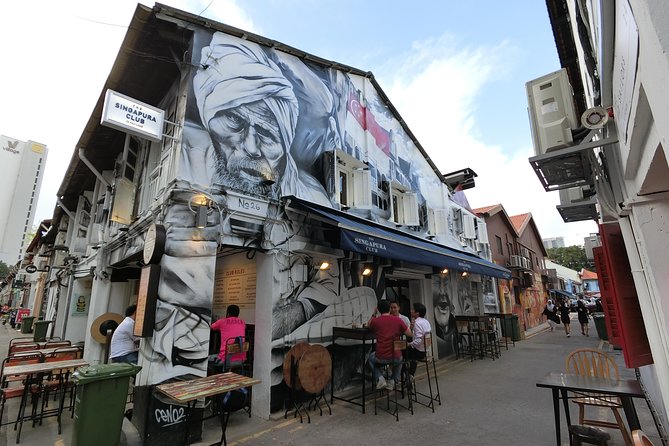 Singapore Street Art Hunting in Kampong Glam: Self-Guided Tour - Accessibility and Inclusivity
