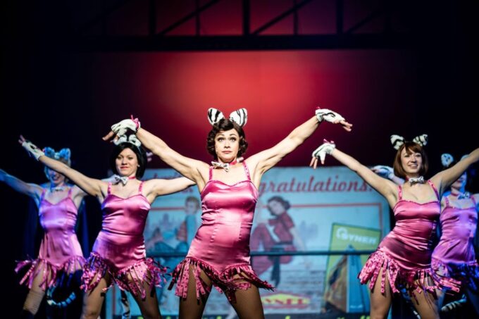 Singin in the Rain Musical in Hybernia Theatre - Recommended Seating Arrangements