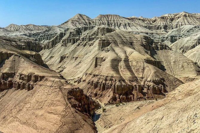 Singing Dunes & Aktau Mountains 1 Day Group Tour to Altyn Emel - Itinerary Details: Katutau Mountains