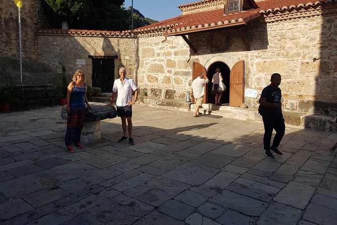 Single Day Rail Trip From Thessaloniki to Meteora - Meeting Information