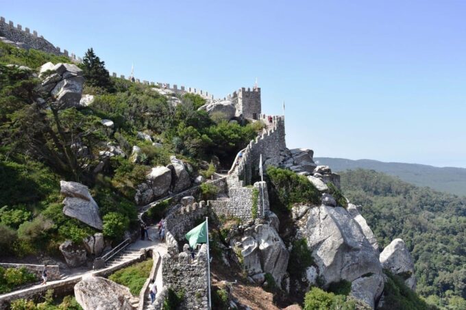 Sintra and Cascais From Lisbon - Frequently Asked Questions