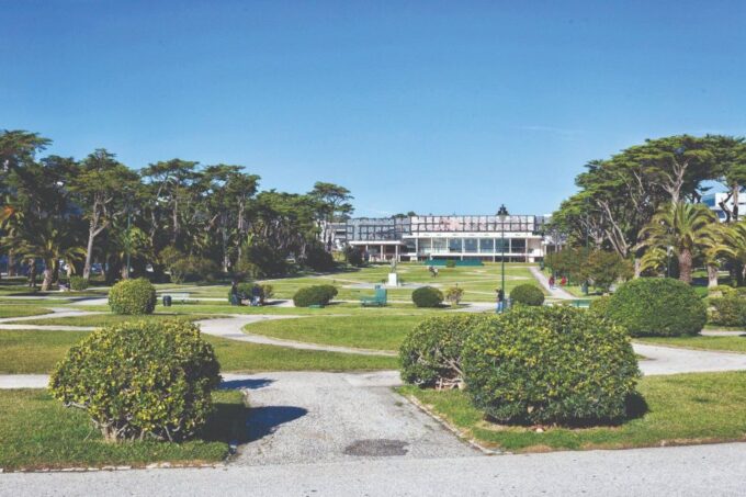 Sintra and Cascais: Full Day Tour - Pickup and Drop-off