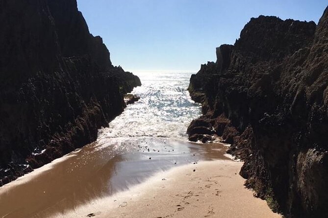 Sintra Beaches and Monuments E-Car Audio-Guided Route GPS - Exploring Sintras Natural Beauty